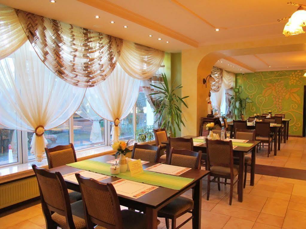 Amelia Zdroj Medical & Spa Iwonicz-Zdroj Ngoại thất bức ảnh